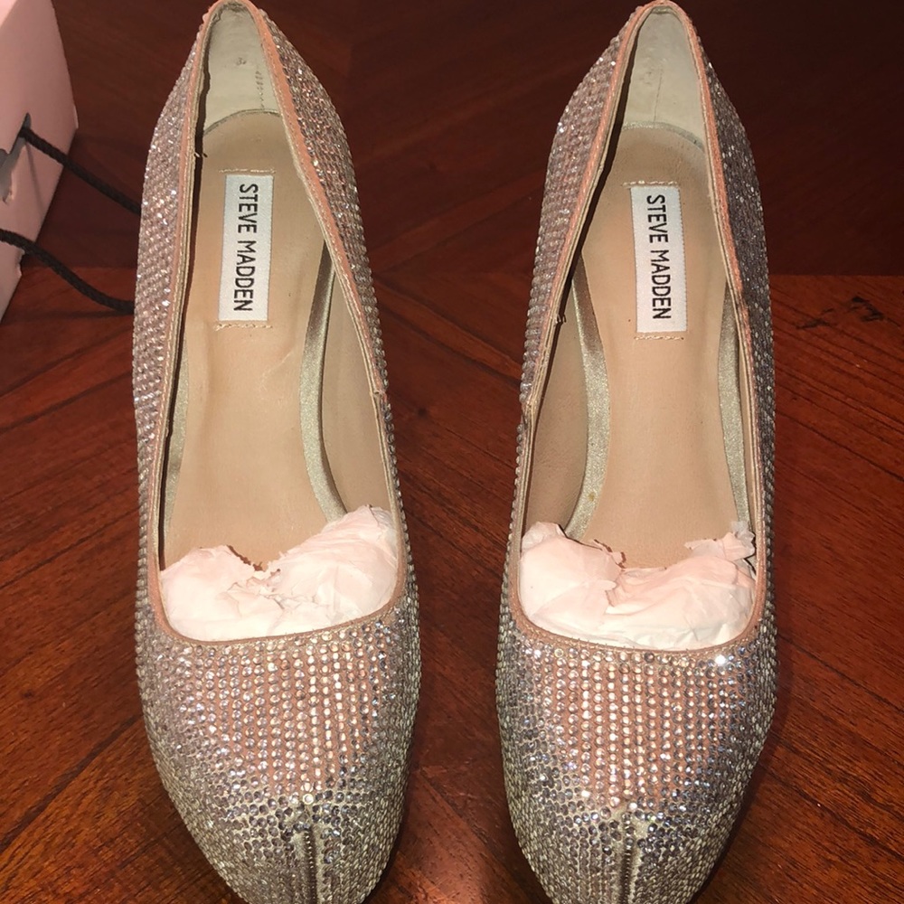 DEAD STOCK Steve Madden Dandy Heel